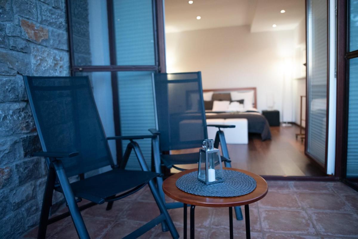 Castle House Rooms, Swimming Pool & Sauna & Tennis Court & Wine Cellar Sezana Ngoại thất bức ảnh