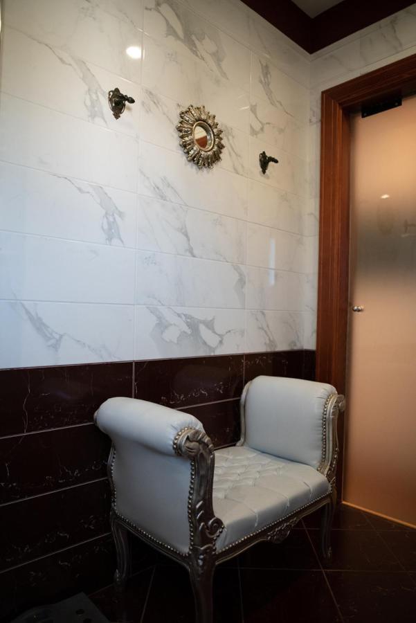 Castle House Rooms, Swimming Pool & Sauna & Tennis Court & Wine Cellar Sezana Ngoại thất bức ảnh
